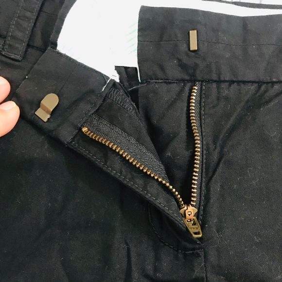 J. Crew Chino Broken-In Black Shorts 0 - Picture 6 of 10